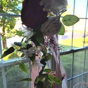 Pew Aisle Clip on Silk Flowers